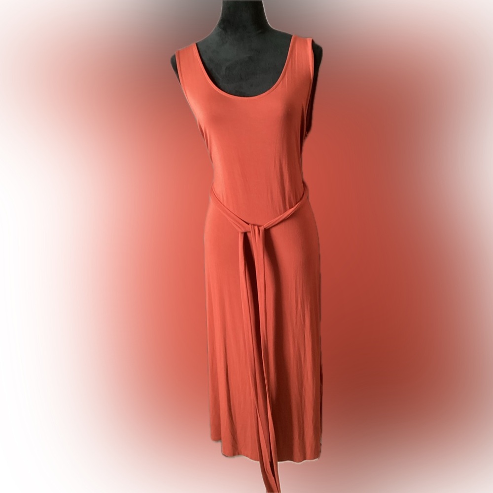 C&C California long midi dress with belt, burnt orange sleeveless Size L NWT